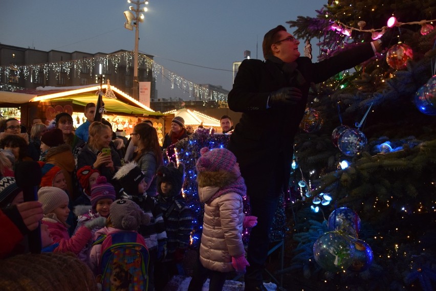 Świąteczna iluminacja Katowic 2017 oficjalnie odpalona