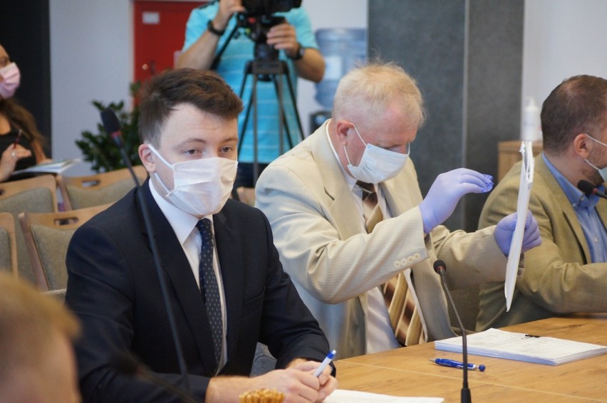 Petycja Alarmu Smogowego na sesji rady miasta w Radomsku