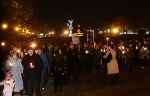 Mistyczna Procesja ze Świętymi przeszła ulicami Szczecina