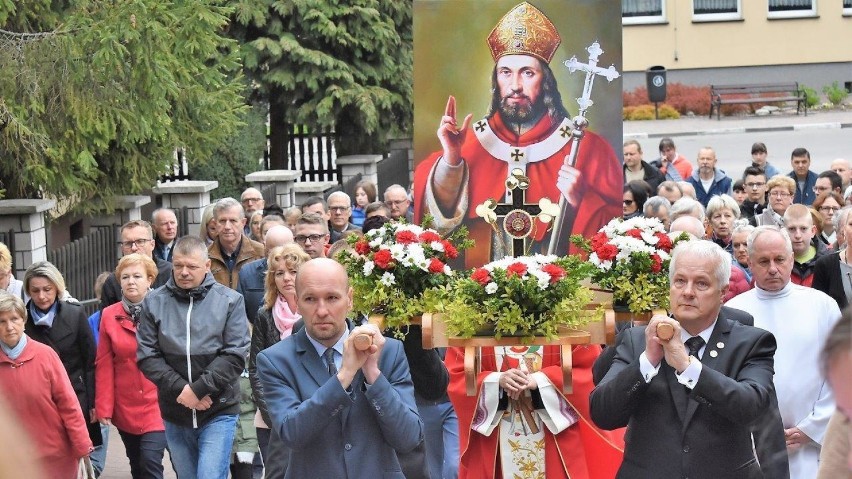 Zblewo. Uroczyste wprowadzenie relikwii św. Wojciecha [ZDJĘCIA]