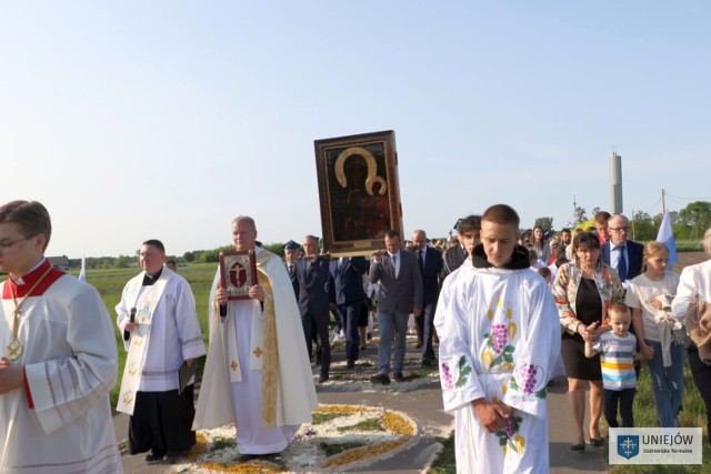 W miniony weekend obraz witali wierni Parafii Podwyższenia Krzyża Świętego w Spycimierzu
