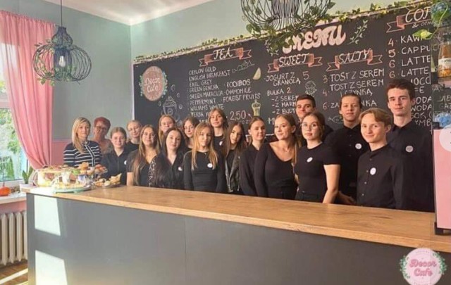 Kawiarenka Cafe Decor z II LO w Radomsku znalazła się w finale Ogólnopolskiego Konkursu Miniprzedsiębiorstwo Roku 2024!