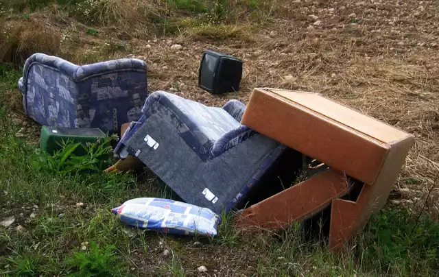 Sępólno i Kamień organizuje zbiórkę odpadów wielkogabarytowych, sprzętu RTV i AGD
