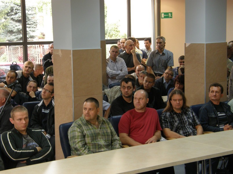 Fabryka Maszyn Tarnów: pracownicy wciąż czekają na konkrety