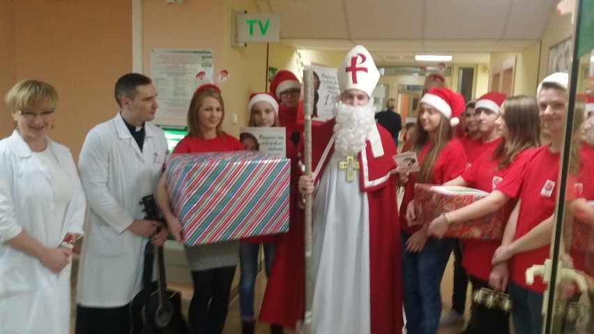 Św. Mikołaj w szpitalu w Kościerzynie i Dzierżążnie