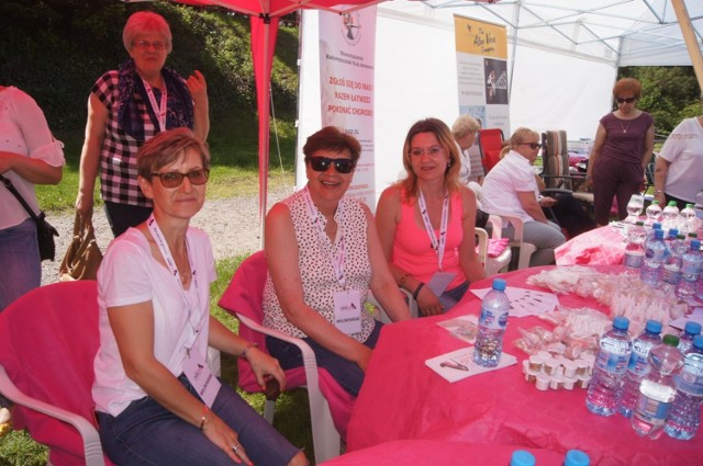 Różowy Piknik w Radomsku. Zabawa, porady i konsultacje w Parku Solidarności