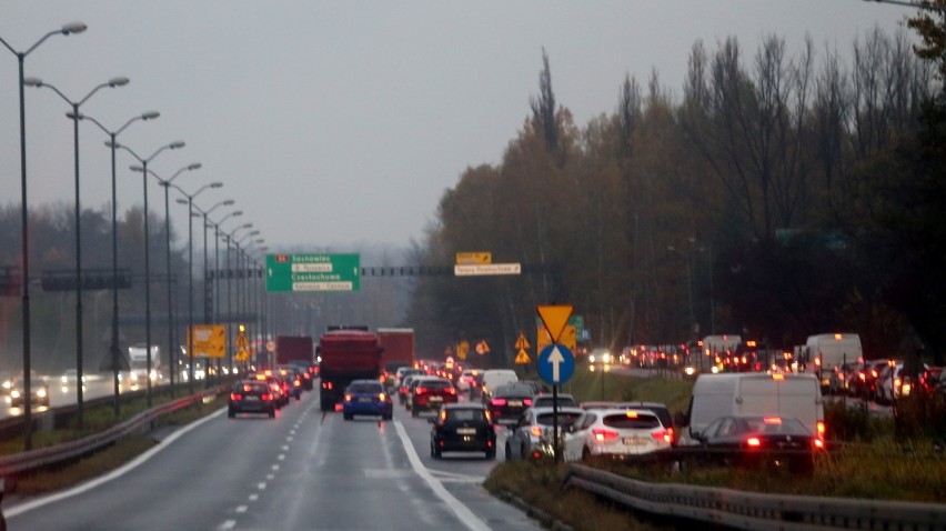 Przebudowa węzła Giszowiec w Katowicach trwa. Kierowcy muszą...