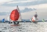 Latające Holendry rywalizowały na Jeziorze Nyskim. Mistrzostwa Polski wymagających jachtów