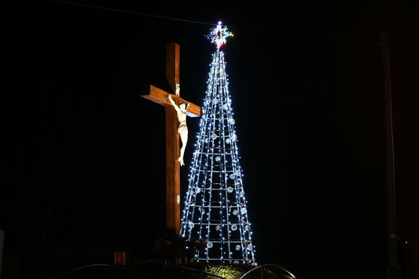 Świąteczne iluminacje w gminie Malechowo [ZDJĘCIA]