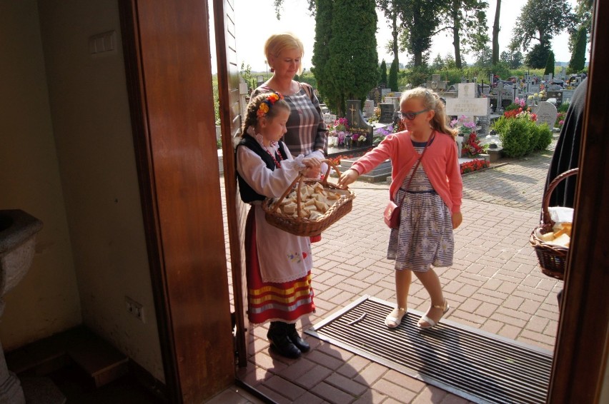 Dożynkowa msza św. dla wszystkich rolników z gminy Dragacz...