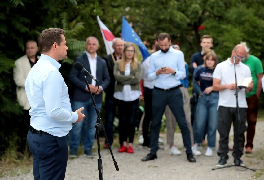 Rafał Trzaskowski spotkał się ze szczecińskimi działkowcami. ZDJĘCIA, WIDEO