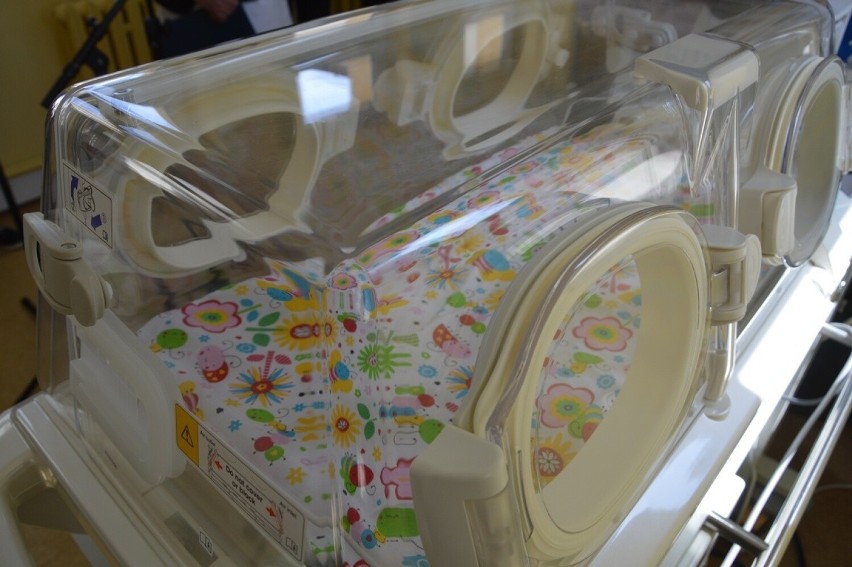 Oddział noworodkowy szpitala w Stalowej Woli otrzymał inkubator transportowy o wartości 165 tysięcy złotych