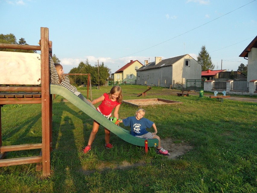 Najwyższa Izba Kontroli sprawdziła place zabaw w Łazach i Ogrodzieńcu