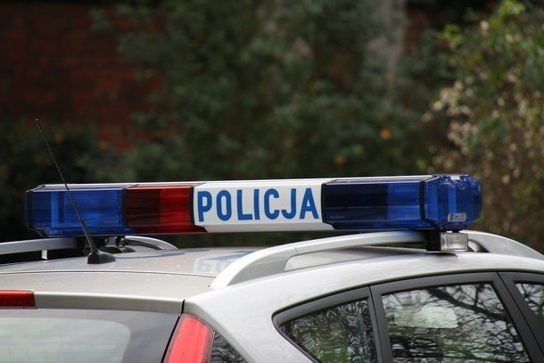 Policja w Gliwicach zatrzymała kobietę niszczącą samochody.
