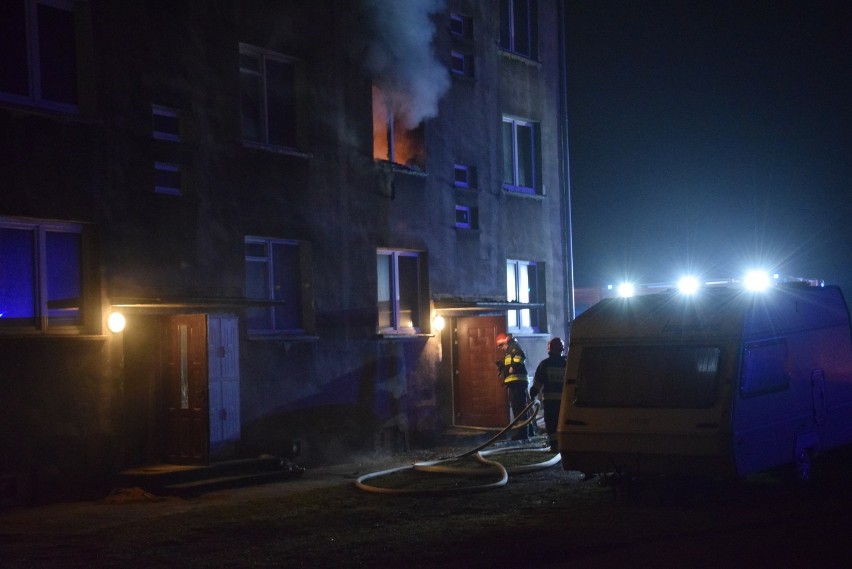 Pożar mieszkania na ulicy Koszykowej w Kędzierzynie-Koźlu.