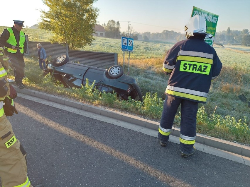 Gmina Gniezno. Poranne dachowanie w Jankowie Dolnym