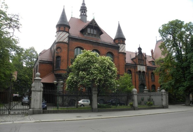 Muzeum Górnośląskie w Bytomiu, budynek dawnego starostwa powiatowego.