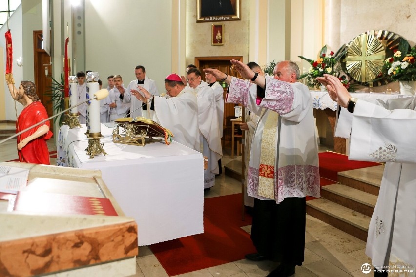 Bierzmowanie w parafii pw. Miłosierdzia Bożego w Bełchatowie