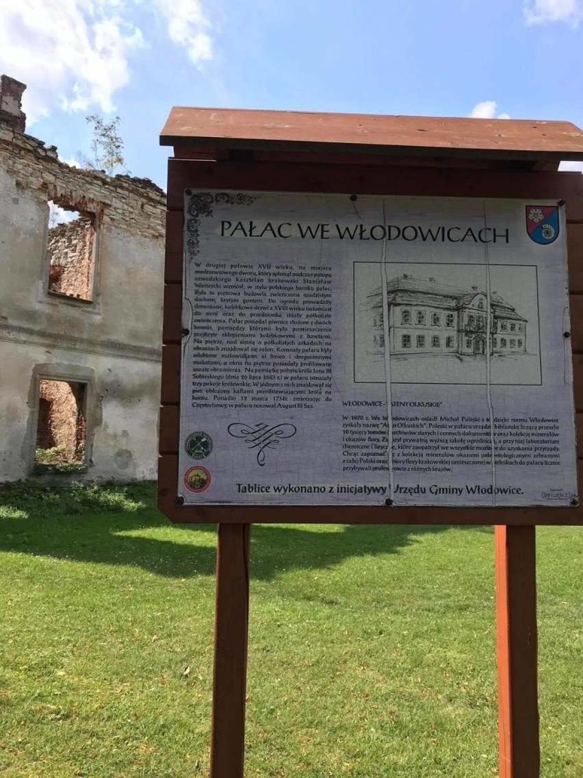 Ruiny pałacu we Włodowicach są już własnością gminy. W...