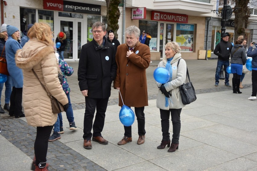 2 kwietnia obchodzony jest Światowy Dzień Wiedzy o Autyzmie....