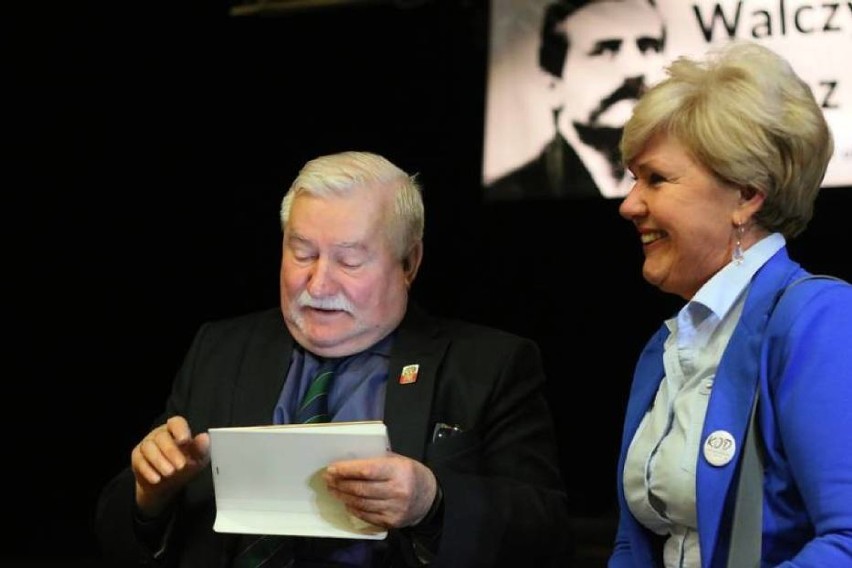 Lech Wałęsa pozostanie honorowym obywatelem Puław
