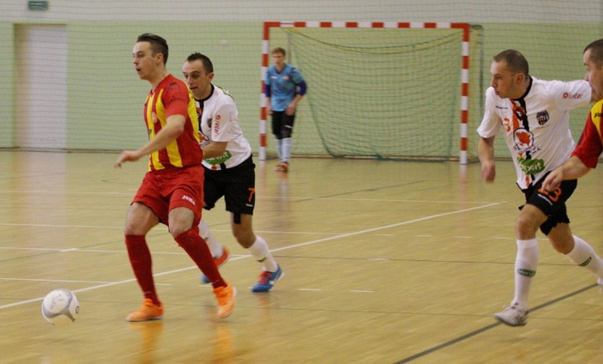 Unikat Osiek - FC Toruń - ZDJĘCIA [1;4]