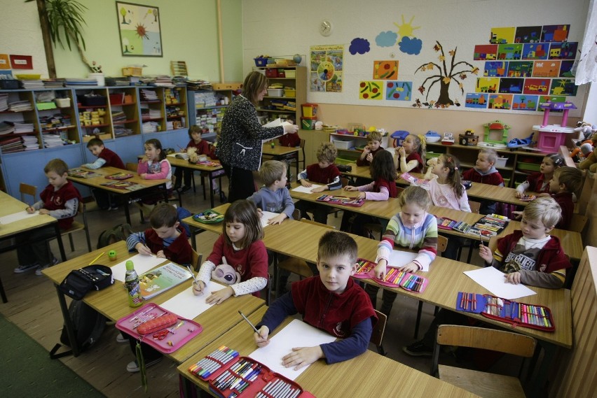 W czwartek rusza rekrutacja sześciolatków do szkoły