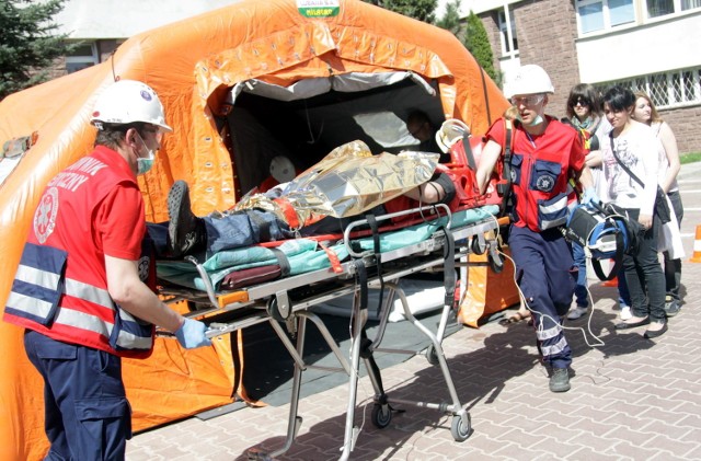 Lubelscy urzędnicy i służby ratownicze ćwiczą przed Euro 2012. Zdjęcie ilustracyjne