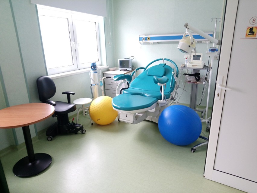 Ponad setka urodzeń w 28 dni. Szpital w Świdnicy chwali się liczbą noworodków i pokazuje blok porodowy