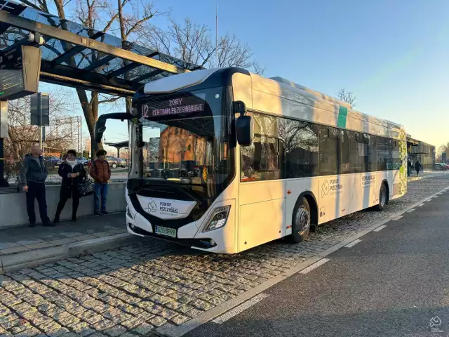 Nowe autobusy na drogach powiatu pszczyńskiego.