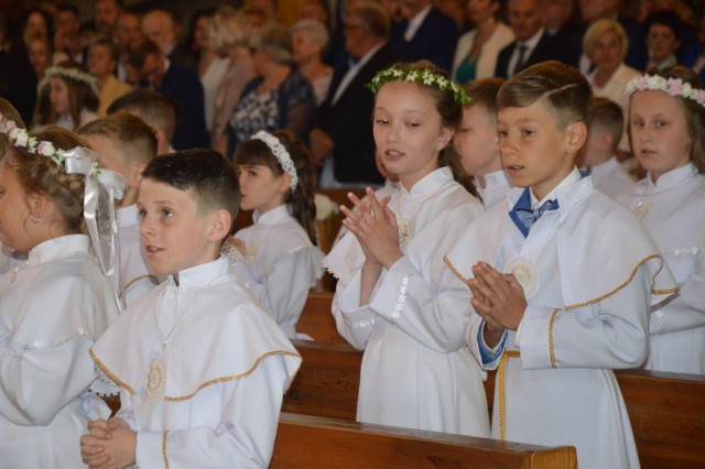 Pierwsza Komunia Święta 2022 w parafii św. Antoniego w Zduńskiej Woli