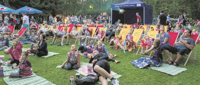 W Nowym Tomyślu na leżaku nie tylko będzie można oglądać filmy, ale i obejrzeć koncert