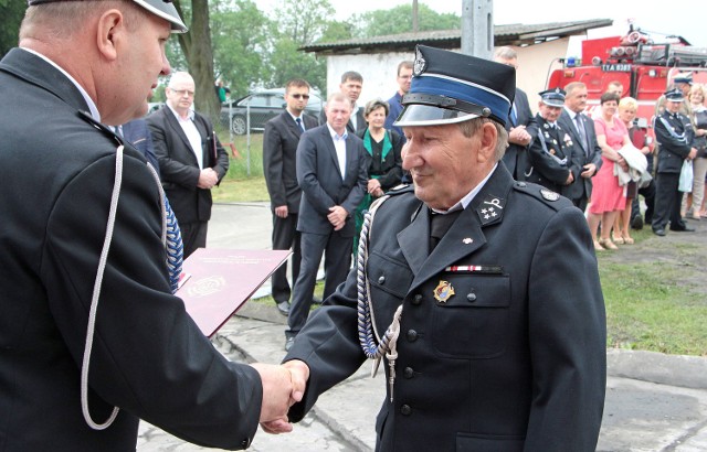 Jubileusz 70 lecia istnienia Ochotniczej Straży Pożarnej obchodzili uroczyście druhowie strażacy z Szembruka w towarzystwie znakomitych gości.