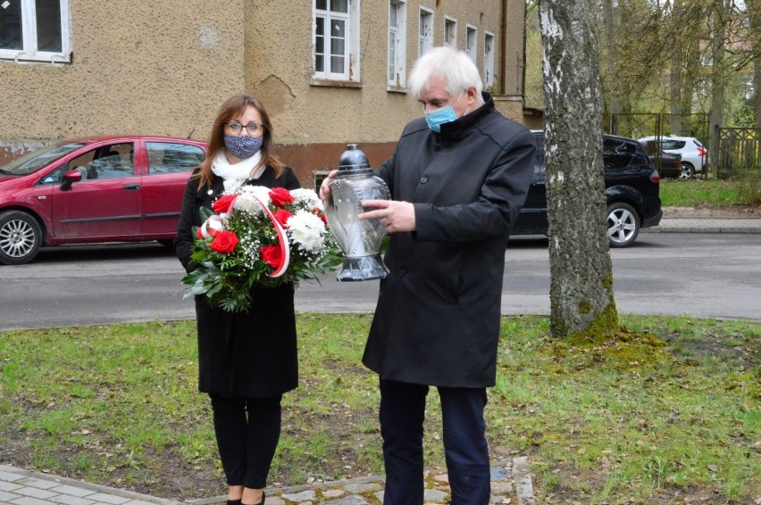 Narodowy Dzień Zwycięstwa. W Prabutach odbyły się skromne uroczystości z okazji 76. rocznicy zakończenia II wojny światowej [ZDJĘCIA]