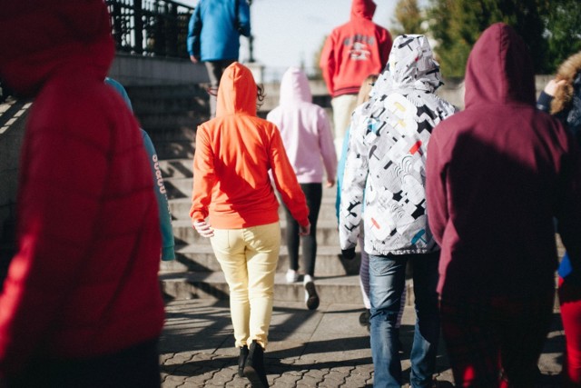 Zdjęcie ilustracyjne. Marsz "Stop mowie nienawiści" organizuje młodzież z Grudziądza. Przejdzie ulicami miasta w piątek, 23 marca.