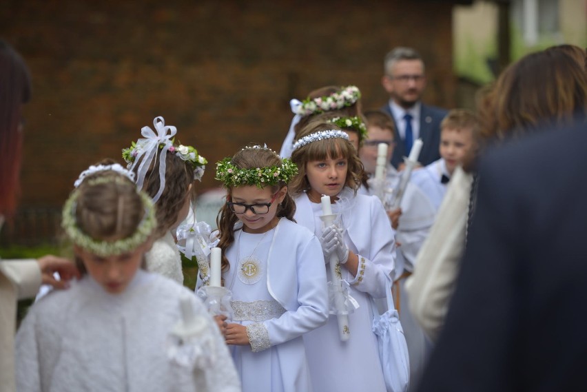 Pierwsza Komunia Święta w parafii pw. Niepokalanego Serca...