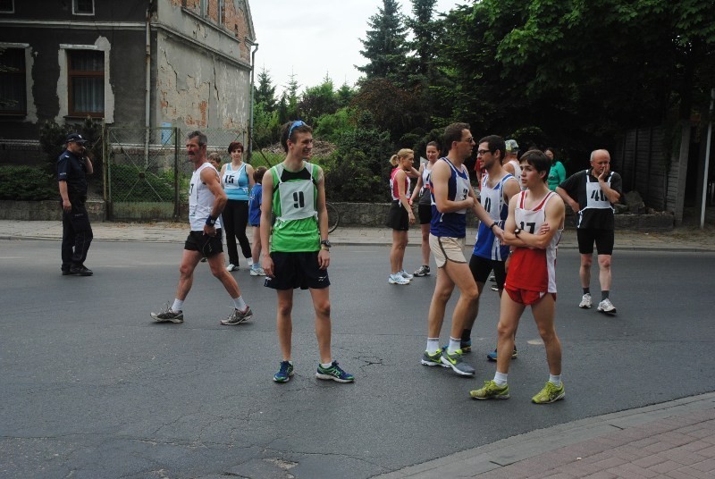 Biegi uliczne w Śmiglu. W jubieluszowych, dwudziestych zawodach wystartowało 350 biegaczy