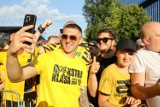 Fani GKS Katowice świętowali z piłkarzami awans do PKO Ekstraklasy
