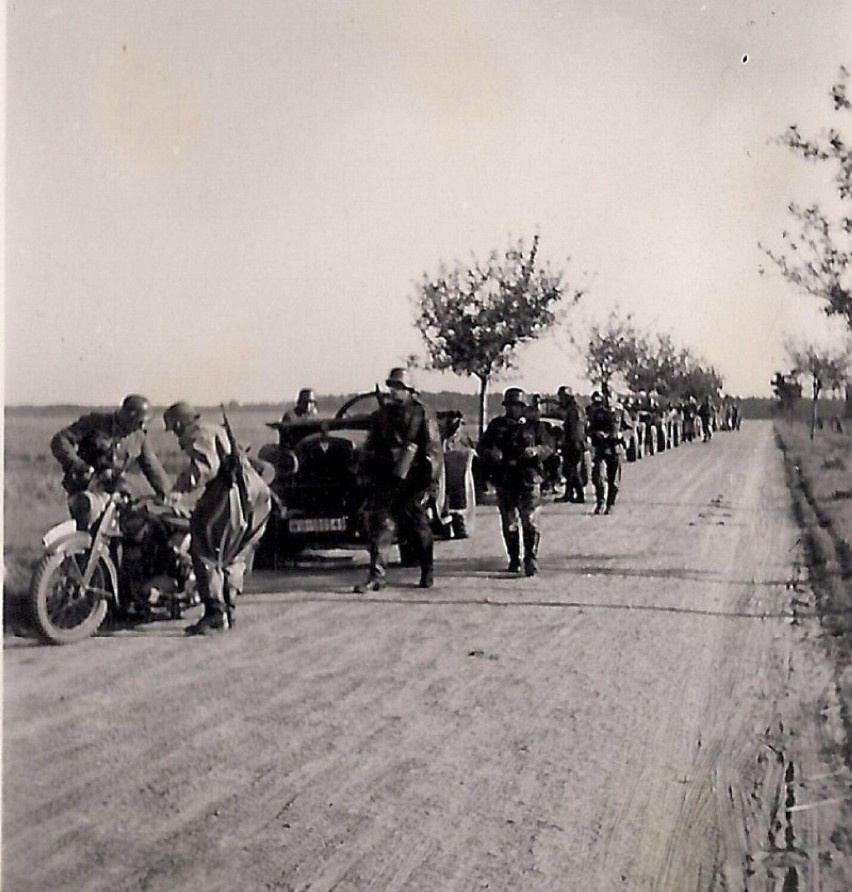 Jest 25 sierpnia 1939 roku. Żołnierze niemieckiej armii...