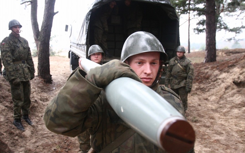 Ćwiczenia artyleryjskie na poligonie pod Toruniem