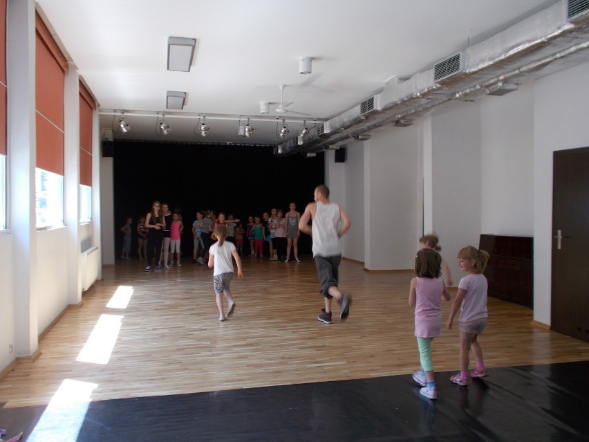 Festiwal tańca współczesnego w Bytomiu trwa! Warsztaty prowadzą tancerze z całego świata