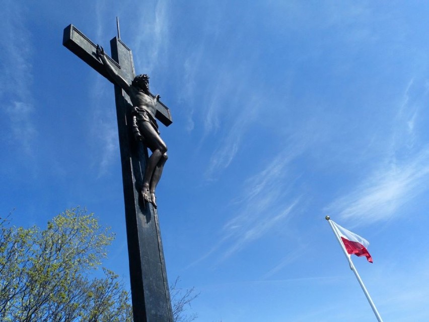 Gmina postawiła maszt na Górze Krzyżowej w Strzegomiu. ZOBACZ!