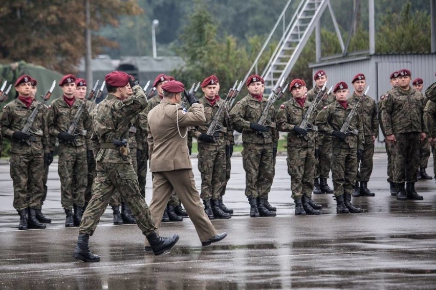 18 bielski batalion powietrznodesantowy. Czerwone berety świętowały [ZDJĘCIA]