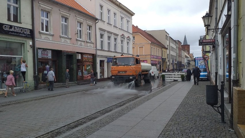 Czyszczenie ulic w Chełmnie ruszyło pełną parą