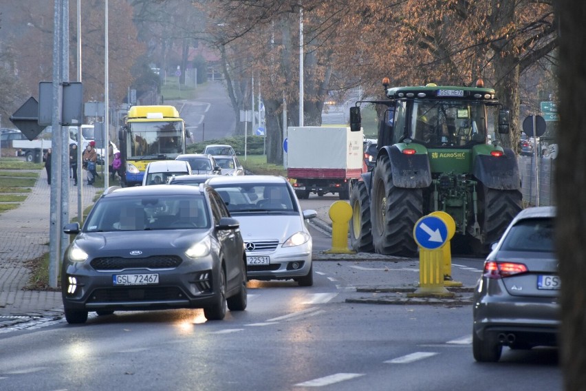 Ruszyła budowa ronda na ulicy Kaszubskiej. Więcej remontów w Słupsku niebawem [ZDJĘCIA]