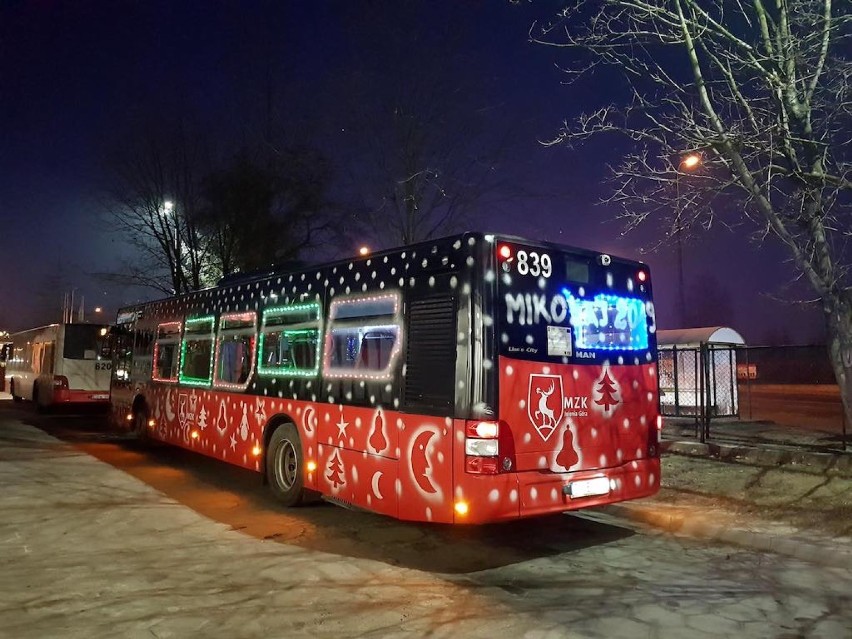 Za kierownicą autobusu miejskiego Święty Mikołaj! [ZDJĘCIA]