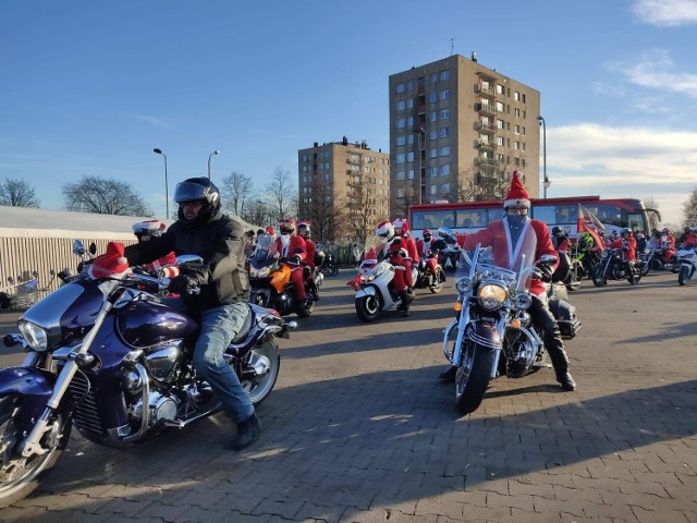 MotoMikołaje 2020 w Mysłowicach. 

Zobacz kolejne zdjęcia. Przesuń zdjęcia w prawo - wciśnij strzałkę lub przycisk NASTĘPNE