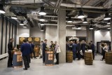 Festiwal Whisky, Warszawa 2019. Święto miłośników alkoholi w Koneserze. Można spróbować drinka od gwiazdy MMA [ZDJĘCIA]