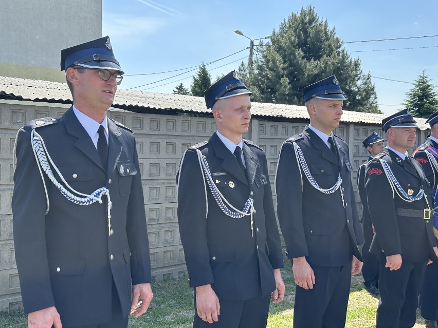 Powiatowe obchody Dnia Strażaka. OSP w Iwanowicach świętowała 125-lecie. ZDJĘCIE