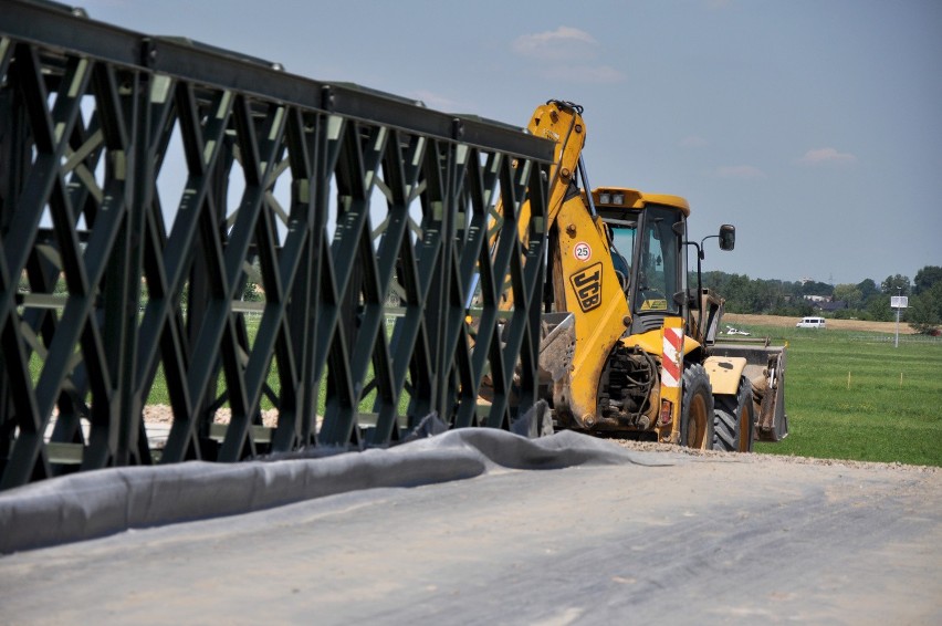 ŚDM 2016. Część mostów w Brzegach jest już gotowa [ZDJĘCIA, WIDEO]